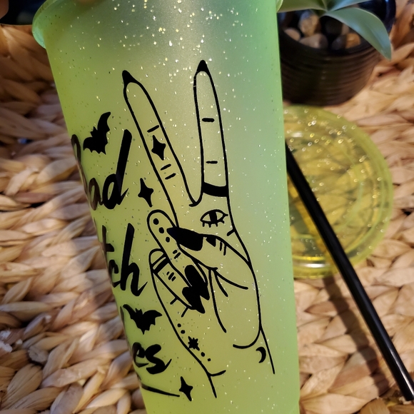 *SOLD* Witch Vibes cold cup 🧙‍♀️ - Picture 2 of 3